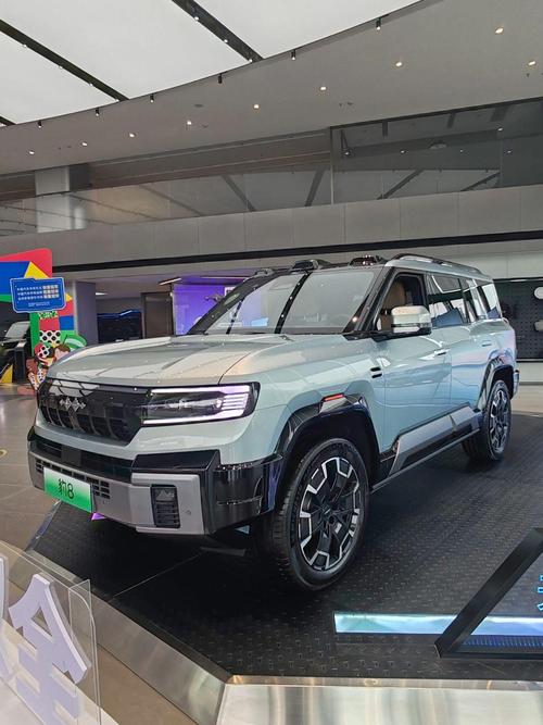 深圳307比亚迪方程豹硬派越野的爆款，英菲尼迪35周年与你共成长